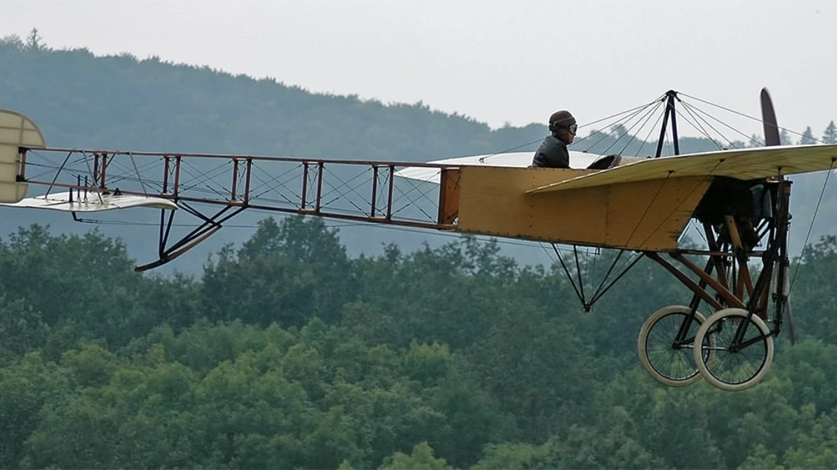 من سماء ليبيا بدأت الحروب الجوية.. قصة أول طائرة استخدمت عسكريًا في التاريخ